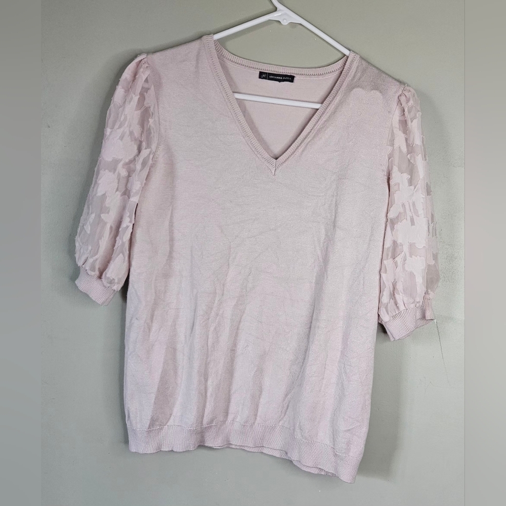 🩷❤️Adrianna Papell loral Burnout Sleeve‎ Top Blouse V Neck Size L💛🩷
